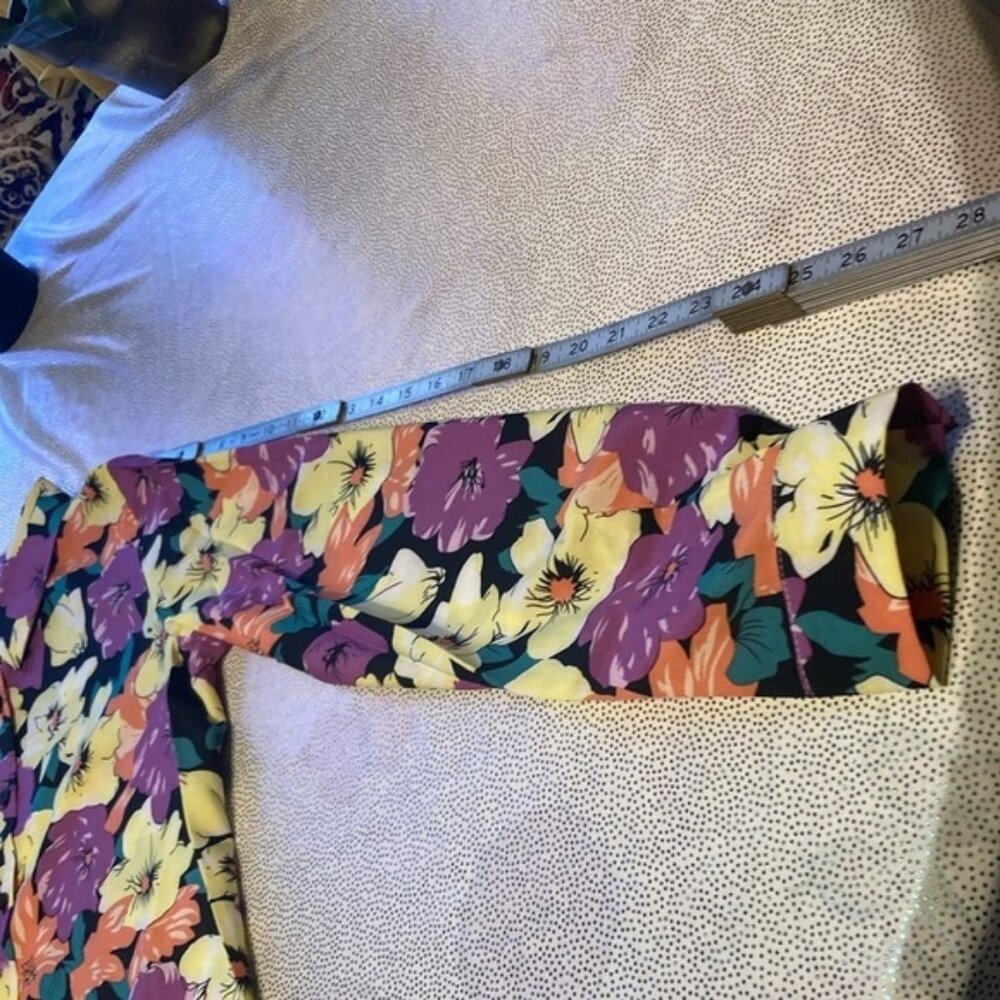 VCAY Full Floral Printed Long Sleeve Women'S Shirt size  S new without tag - Picture 7 of 9